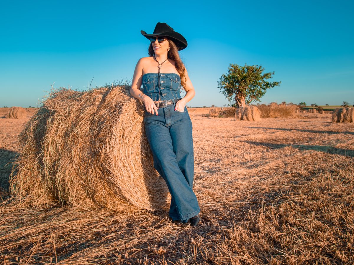 Straw Cowboy Hats styled for promotional and event use